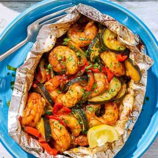 Shrimp Foil Packets with Vegetables