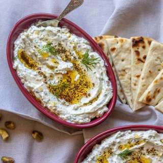 Haydari (Turkish Yoghurt Dip)