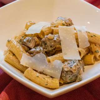 Spicy And Creamy Swedish Meatball Pasta