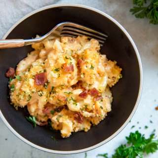 Bacon Mac and Cheese Casserole