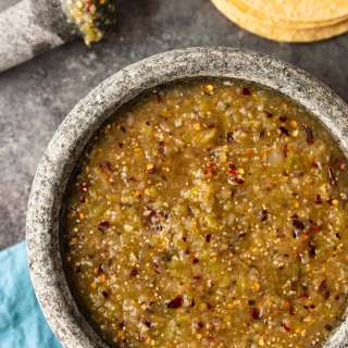 Red Chili Tomatillo Salsa (Salsa de Arbol Y Tomatillo)