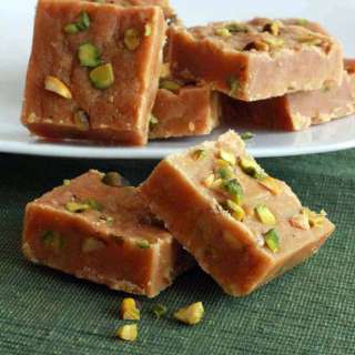 Besan Ki Barfi (Pakistani Chickpea Pistachio Fudge)