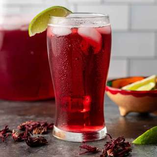 Iced Hibiscus Tea (Agua de Jamaica)