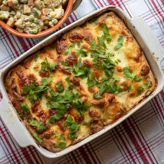 Creamy Chicken Enchiladas Recipe with White Sauce