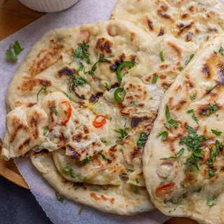 Bullet Naan - Spicy Indian Flatbread With Cheese