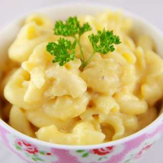 Microwave Macaroni & Cheese in a Mug