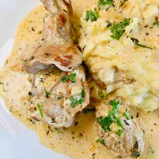 Rabbit in Mustard Sauce (Lapin à la Moutarde)