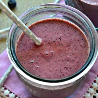 Grassfed Blueberry & Almond Smoothie