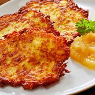 Kartoffelpuffer (German Potato Pancakes)