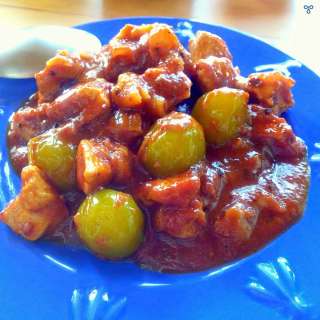 One-Pot Greengage Recipe (Turkish - Erik Tavası)