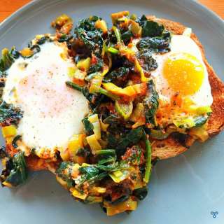 Spinach & Eggs Recipe - Breakfast, Lunch Or Dinner
