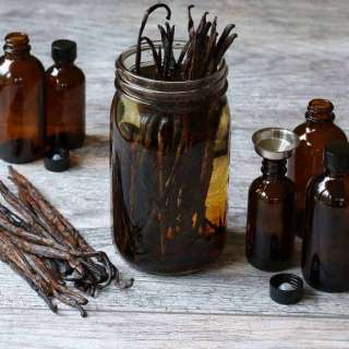 How to Make Vanilla Extract