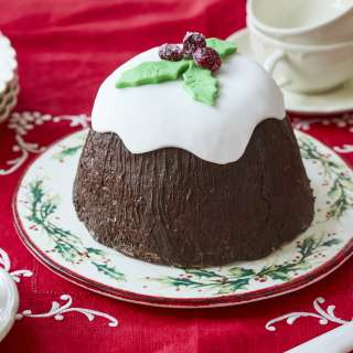 Aunty Marian's Christmas No-Bake Cake