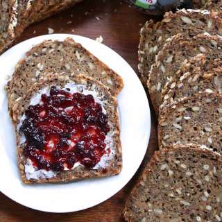 German Bread (Authentic Vollkornbrot)