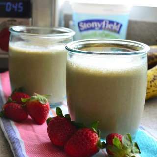 Strawberry Banana Spinach Smoothie