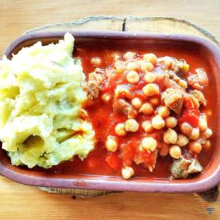 Turkish Lamb & Chickpea Stew Recipe