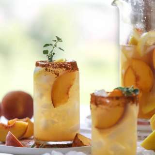 Cajun Peach Lemonade