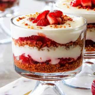 No Bake Strawberry Cheesecake Parfaits