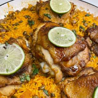 One Pot Garlic Chicken & Spanish Rice