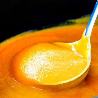 Slow Cooker Chipotle Sweet Potato Soup (Skinny!)