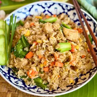 Chicken Thai Fried Rice Recipe (Khao Pad Gai)