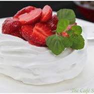 Schaum Torte