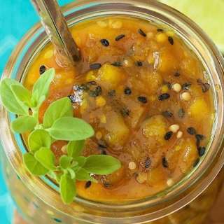 Mango Sriracha Chutney