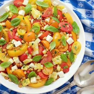 Fresh Corn and Tomato Caprese Salad