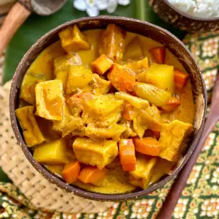Vegan Yellow Curry Recipe