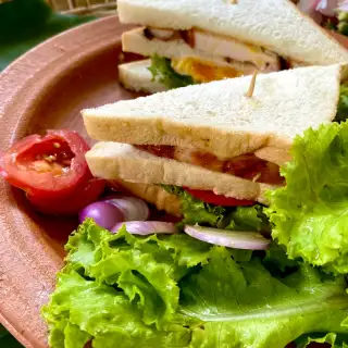Thai-Style Spicy Grilled Chicken Sandwich