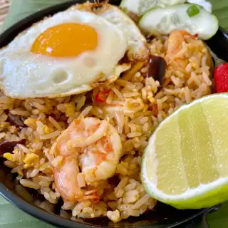 Tom Yum Fried Rice Shrimp (Khao Pad Tom Yum)