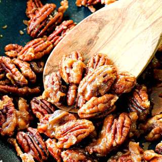 5 Minute Glazed Nuts
