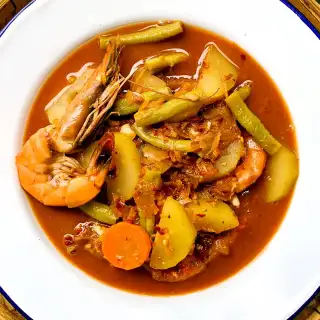 Kaeng Som Recipe (Southern Thai Sour Curry)