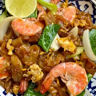 Pad See Ew Shrimp Recipe (Thai Fried Noodles)