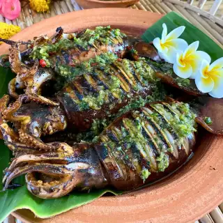 Thai Grilled Squid Recipe (Pla Muek Yang)