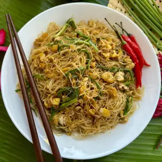 Pad Mee Recipe (Vermicelli Noodles Stir-Fry)