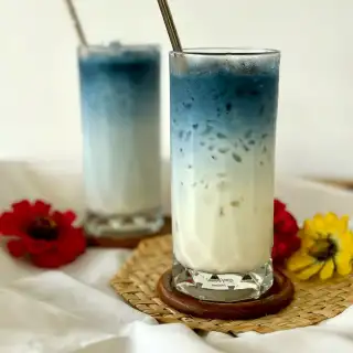 Butterfly Pea Milk Tea (Blue Milk Tea)