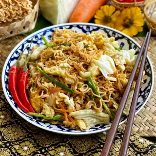 Pad Mama (Thai Instant Noodles Recipe)