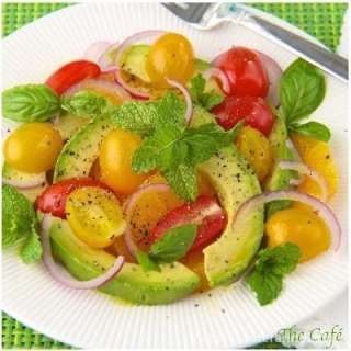 Gaye's Avocado Salad with Tomatoes, Oranges & Vinaigrette Provence