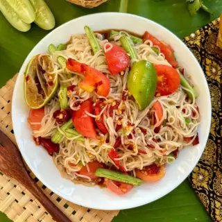 Thum Khao Poon Recipe (Easy Rice Vermicelli Salad)