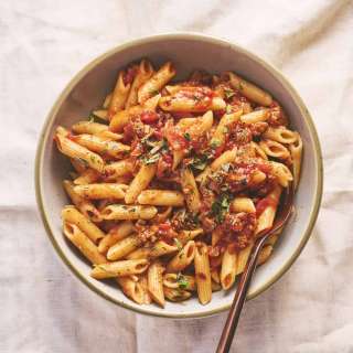 Penne con Salsiccia (Penne with Sausage)