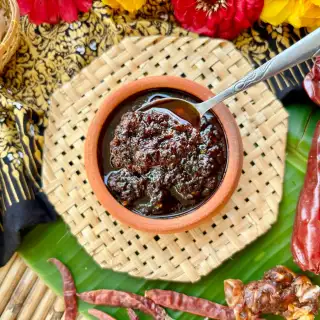 Thai Chili Paste Recipe (Nam Prik Pao)