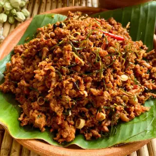 Khua Kling Recipe (Thai Dry Mince Curry)