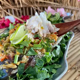Thai Steamed Fish Recipe With Lime and Garlic