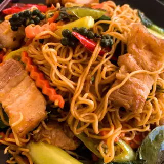 Drunken Mama Noodles Recipe (Pad Kee Mao Mama)