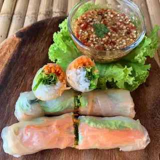 Thai Fresh Spring Rolls Recipe (Rice Paper Rolls)