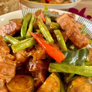 Pad Prik King Recipe (Thai Red Curry Stir-Fry)