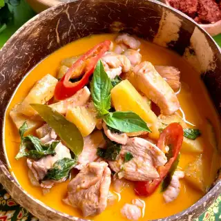 Thai Pineapple Curry Recipe