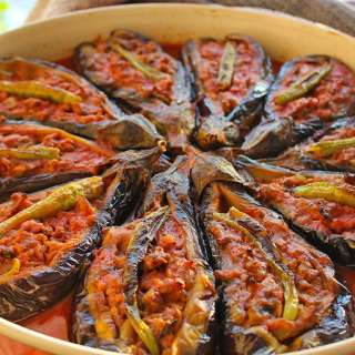 Turkish Stuffed Eggplant "Karniyarik"