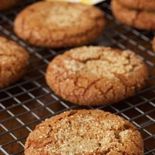 Easy Bakery Style Molasses Cookies